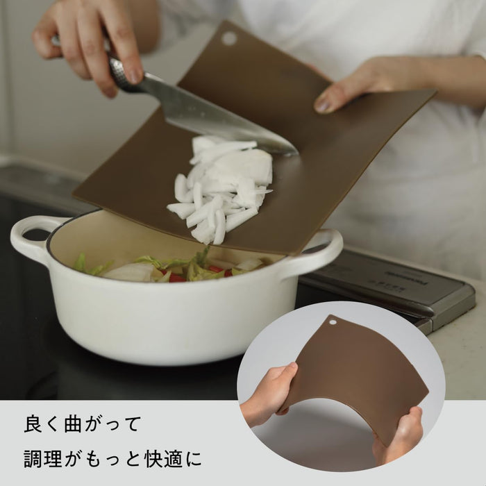 Ij Lightweight Flexible Cutting Board Green BPA-Free Made in Japan TPU-Kiichin - The #1 Place for Japanese Goods in Your Hand!