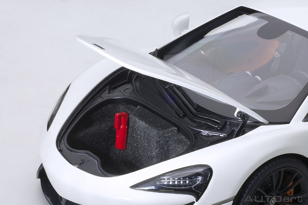 Autoart 1/18 McLaren 570S White