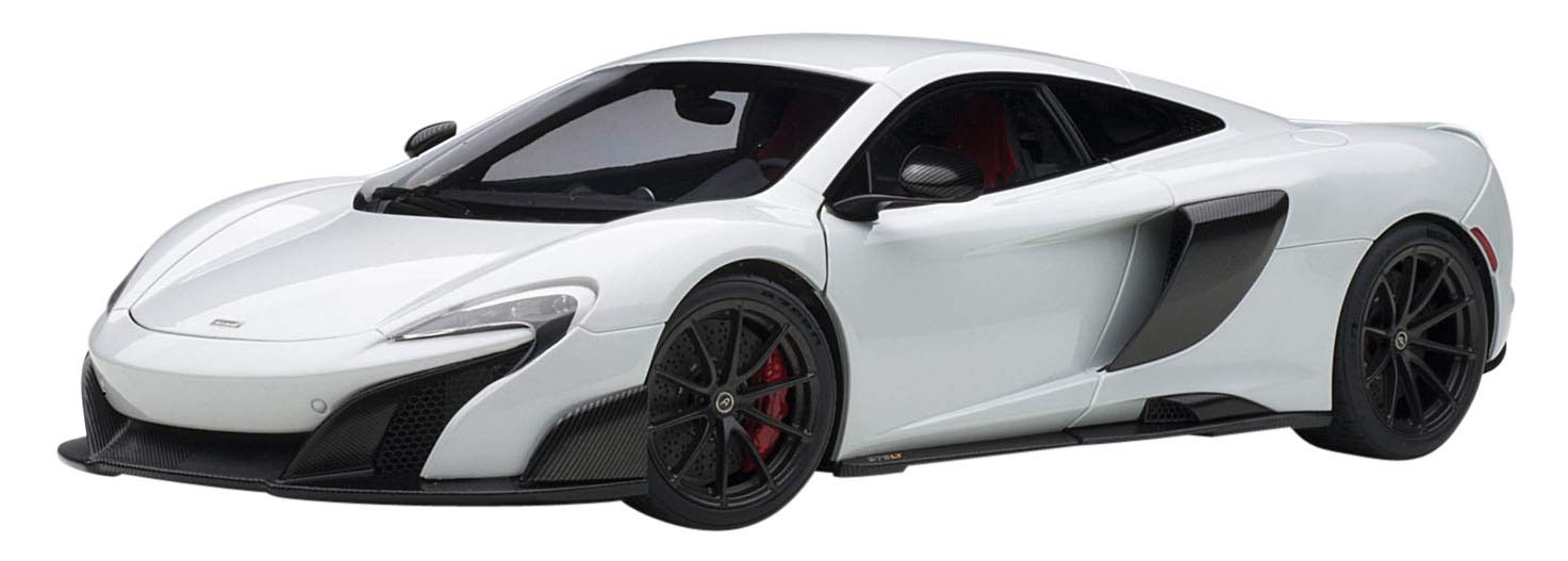 Autoart 1/18 McLaren 675LT White