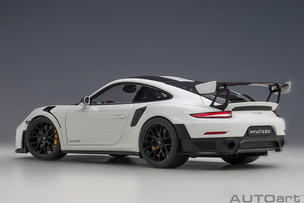 Autoart 1/18 Porsche 911 GT2 RS Weissach Pkg White/Carbon 78171