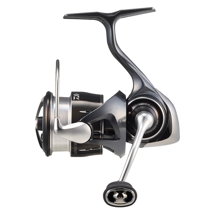 Daiwa 24Luvias SF2000SS-H Lightweight Spinning Reel for Smooth Fishing-Kiichin - The #1 Place for Japanese Goods in Your Hand!