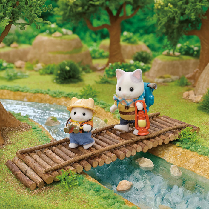 Epoch Sylvanian Families 拿鐵貓兄弟姊妹玩具屋套裝兒童玩具 3 歲以上