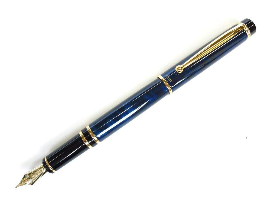 Pilot FG1MRBLF Granse Fine Point Fountain Pen Black and Blue Axis