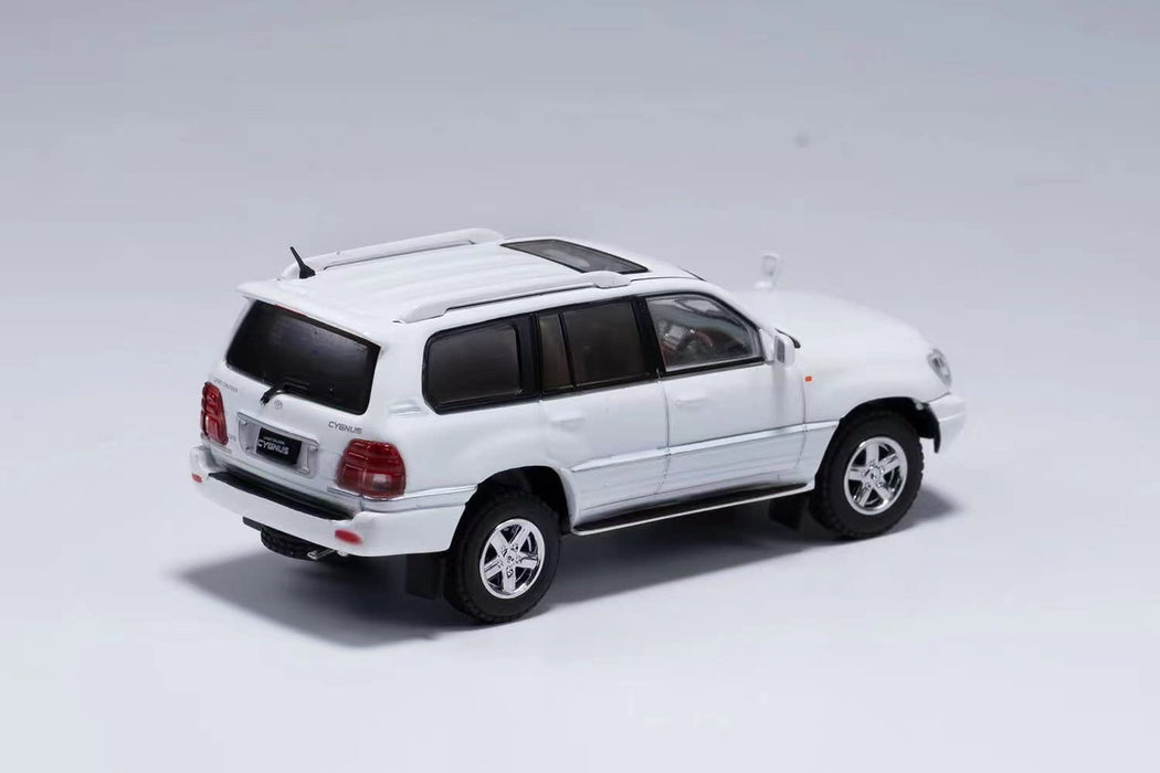 Gaincorp Products 1/64 Toyota Land Cruiser Cygnus Rhd White Replica Model-Kiichin - The #1 Place for Japanese Goods in Your Hand!