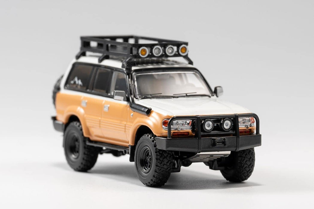 Gaincorp Products 1/64 Toyota Land Cruiser LC80 Off-Road LHD White Brown-Kiichin - The #1 Place for Japanese Goods in Your Hand!