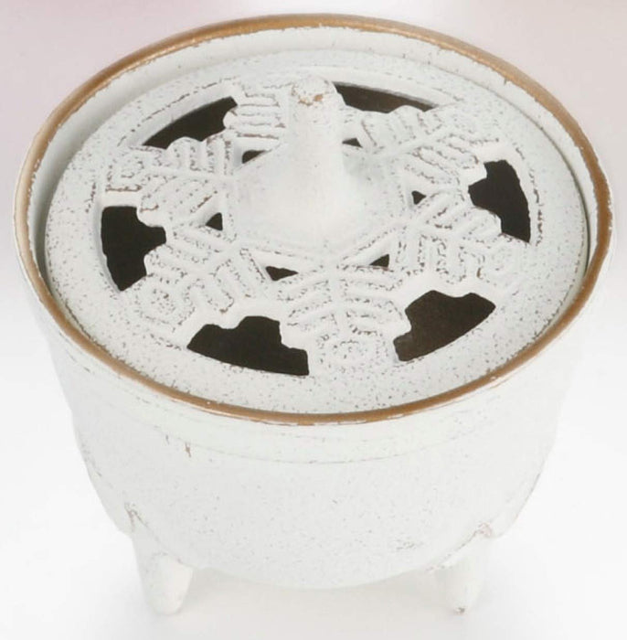 Iwachu Yuki Gold Linen Incense Burner 8.5x9cm Nambu Ironware Design-Kiichin - The #1 Place for Japanese Goods in Your Hand!