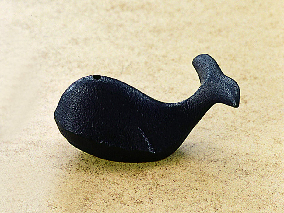 Iwachu Whale Incense Holder Black 30936 Nambu Ironware Design Accessories-Kiichin - The #1 Place for Japanese Goods in Your Hand!