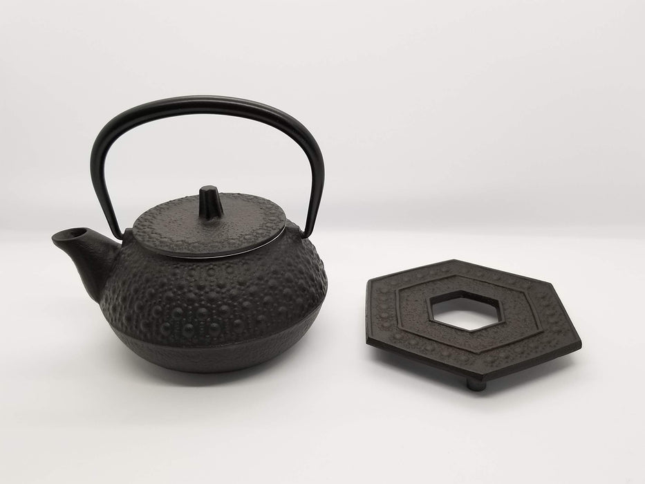 Iwachu Iron Teapot Set Black Finish 0.32L Tortoise Shell Design-Kiichin - The #1 Place for Japanese Goods in Your Hand!