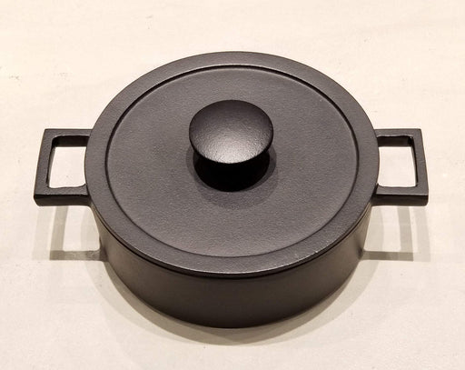 Iwachu Pro Arte Small Casserole Black Induction Nambu Ironware 60003-Kiichin - The #1 Place for Japanese Goods in Your Hand!