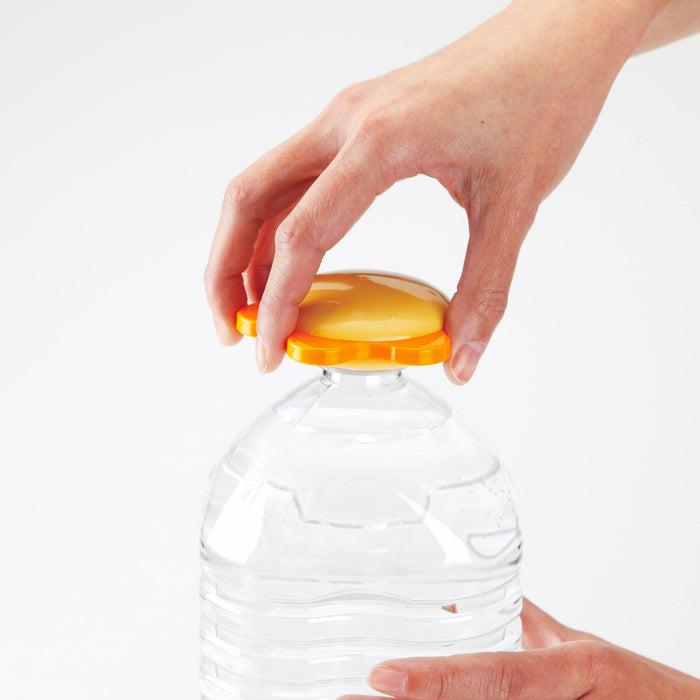 Kai Plastic Bottle Opener Fits 30-32mm Lids Magnetic Storage Japan Made