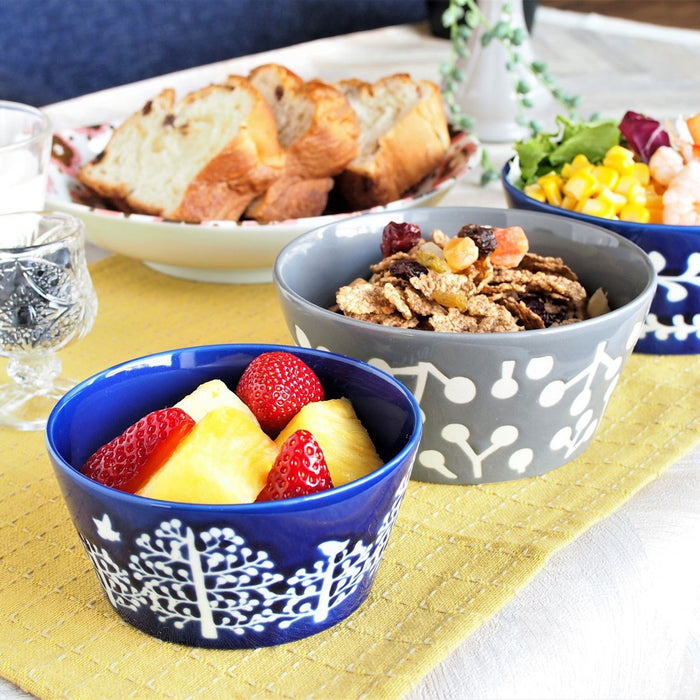 Minoru Pottery Small Bowl Gray M Water-Repellent Berry Inspired Design-Kiichin - The #1 Place for Japanese Goods in Your Hand!