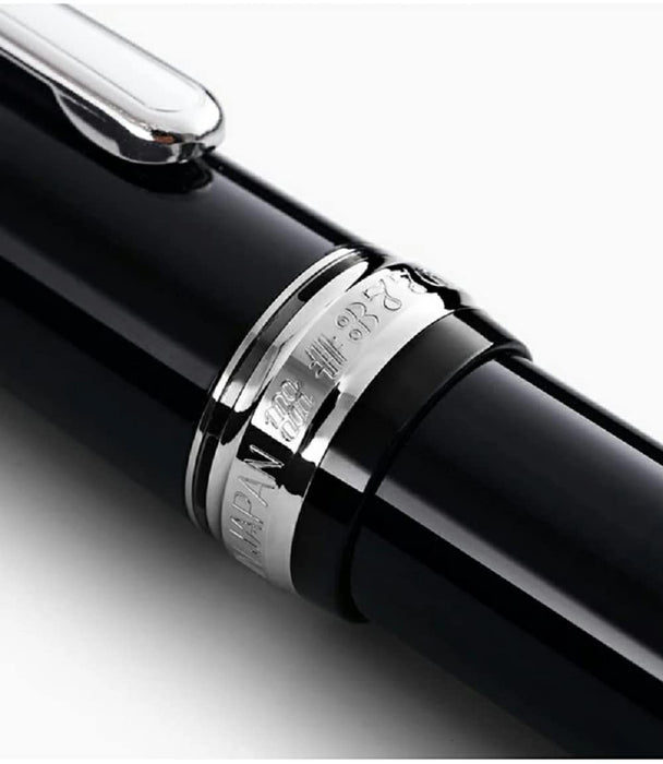 Platinum Pen #3776 Century Fine Point Fountain Pen Rhodium Finish Laurel Green - Love Kanji Sticker Included