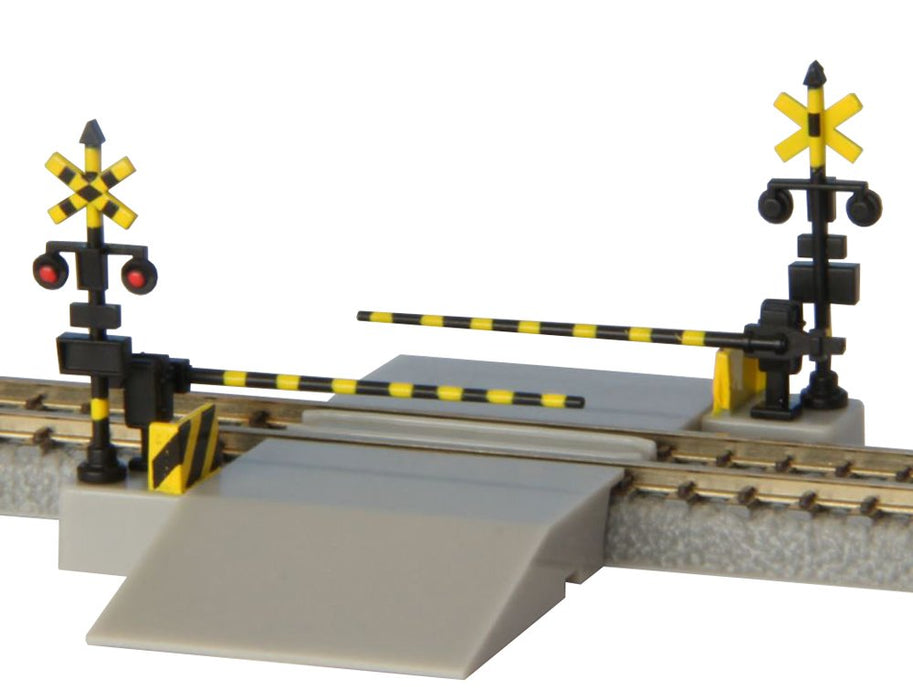 Rokuhan Z Gauge Japanese Type Railroad Crossing Set S045-1