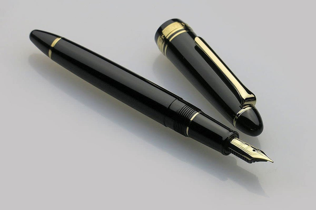 Sailor Fountain Pen Profit Casual Black Bold with Gold Trim 11-0570-620