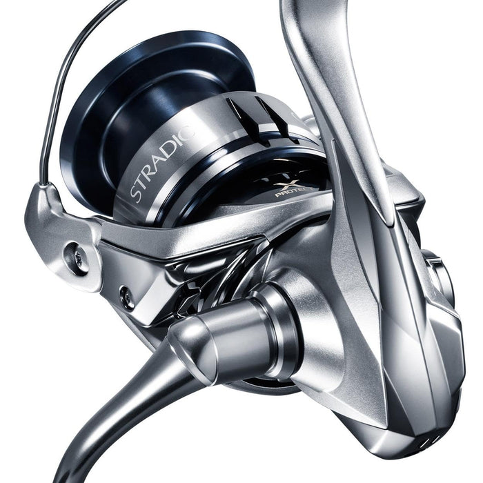 Shimano Stradic C3000XG Spinning Reel - Versatile Fishing Gear-Kiichin - The #1 Place for Japanese Goods in Your Hand!