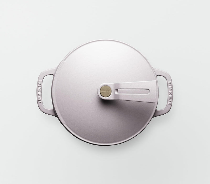 Vermicular 18Cm Cloud Pink Cast Iron Enamel Pot for Waterless Cooking