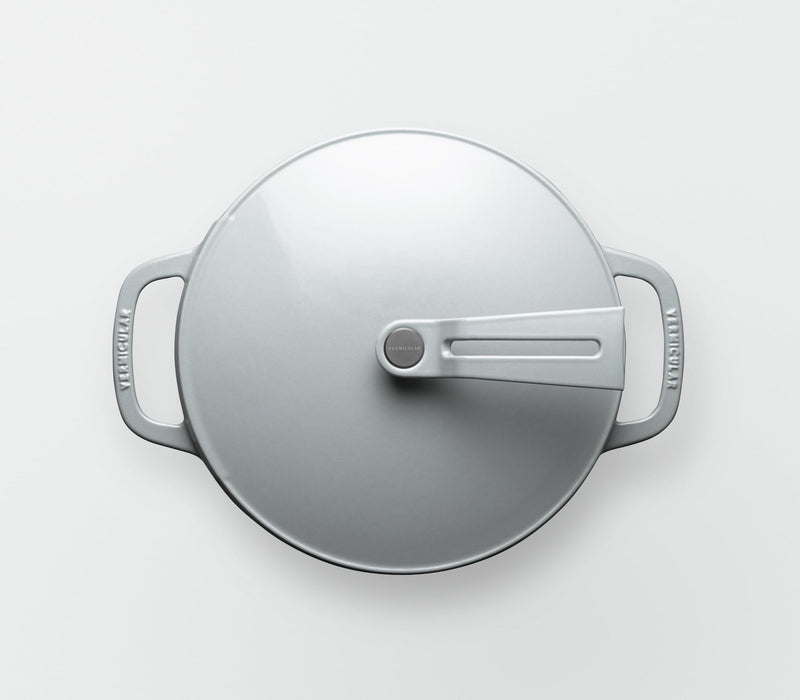 Vermicular 22Cm Cast Iron Enamel Pot Oyster Gray Waterless Cooking with Recipe Book