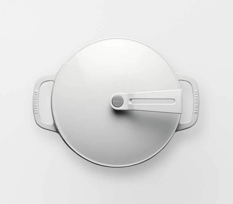 Vermicular Cast Iron Enamel Pot 22Cm Sea Salt White Waterless Cooking