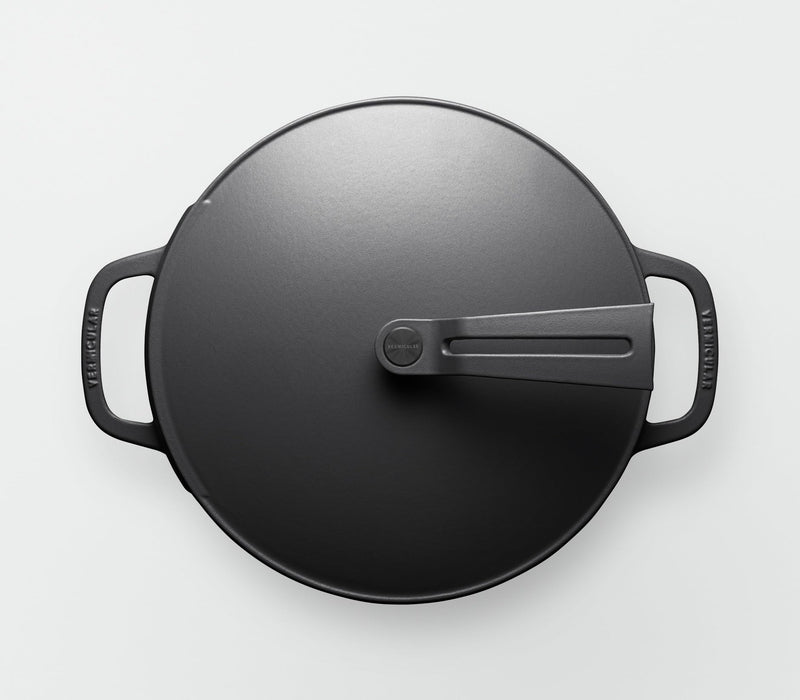 Vermicular 26Cm Cast Iron Enamel Pot Matte Black Waterless Cooking with Recipe Book