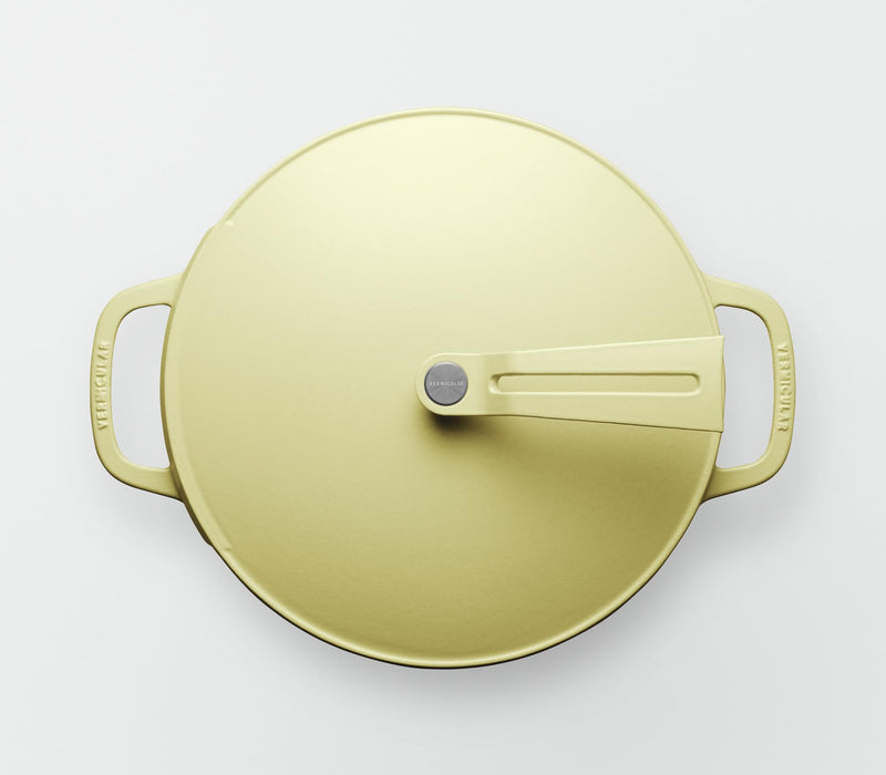 Vermicular 26Cm Matte Chamomile Yellow Cast Iron Enamel Pot with Recipe Book