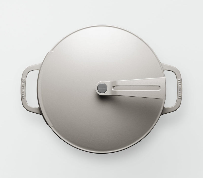 Vermicular 26Cm Cast Iron Enamel Pot Matte Beige Waterless Cooking Oven Safe