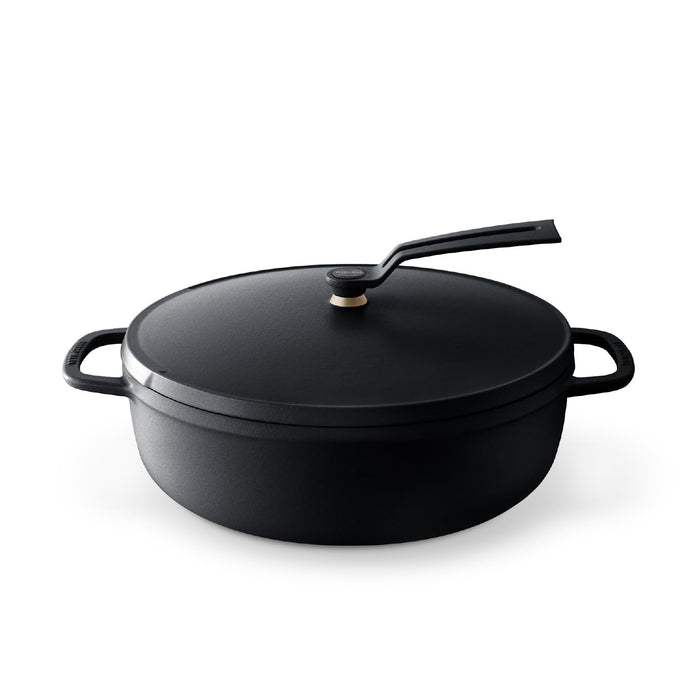 Vermicular Premium Black 26cm Shallow Cast Iron Pot with Recipe Book