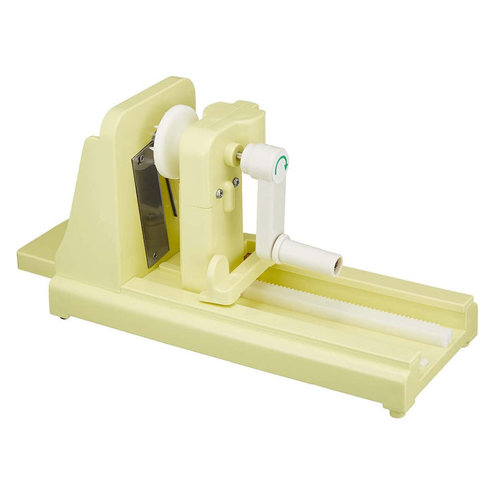 Chiba Plastic Tsumakiri-Kun Turning Slicer - Efficient and Versatile Kitchen Tool