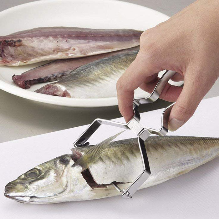 Kai Small Fish San Mai Oroshi Peeler - Efficient and Versatile Kitchen Tool